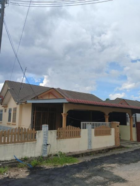 Impian Jaya Homestay